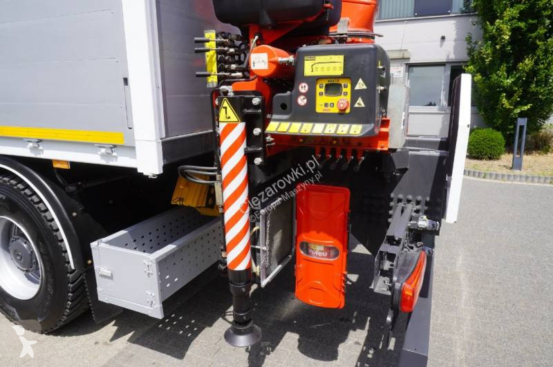 Kran Mista AROCS 2636 Flatbed / HDS FASSI F175...