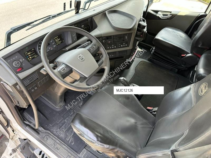 Kamion Volvo FH 420 8x4 TRIDEM + (26m!) CRANE...