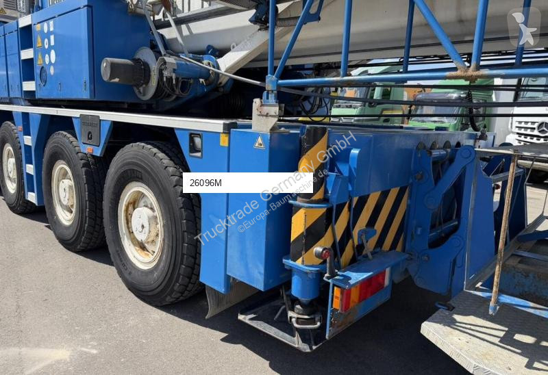 Žeriav Liebherr MK100