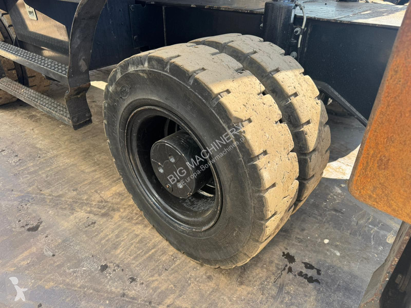 Kran Caterpillar MH3022
