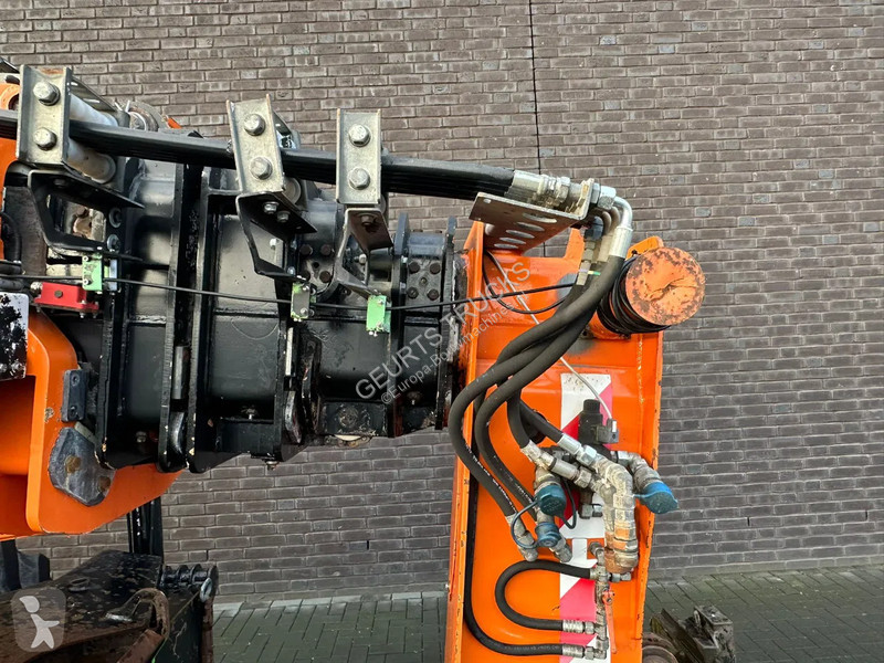 Grua Sennebogen 608 MULTICRANE/ROUGH TERRAIN...