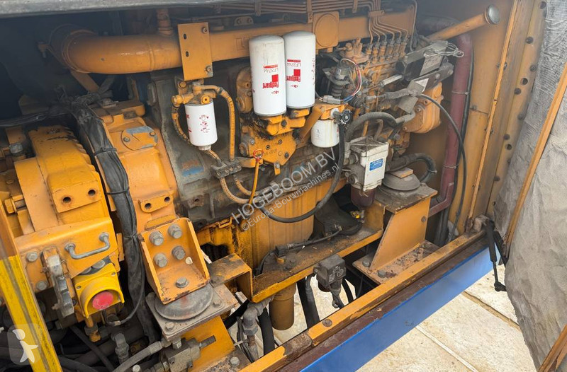 Žeriav Liebherr 843 HD