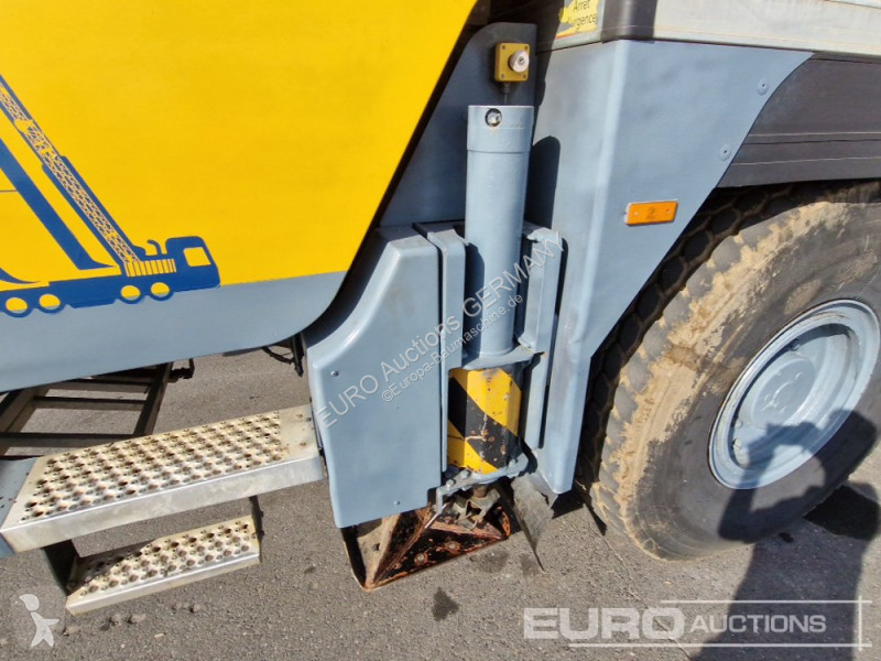Grúa Liebherr LTM1055/1