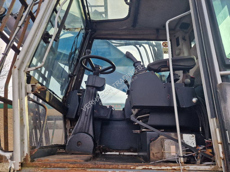 Grua Fuchs HML360