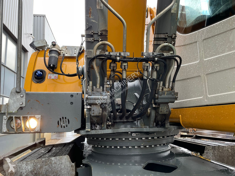 Žeriav Liebherr LH30 M - Material Handler