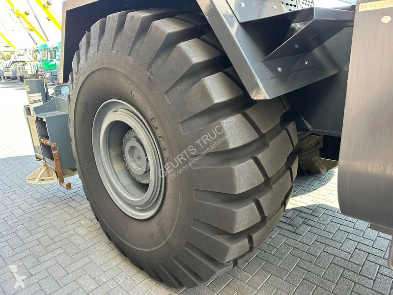 Grua Terex RT130 ROUGH TERRAIN CRANE + JIB