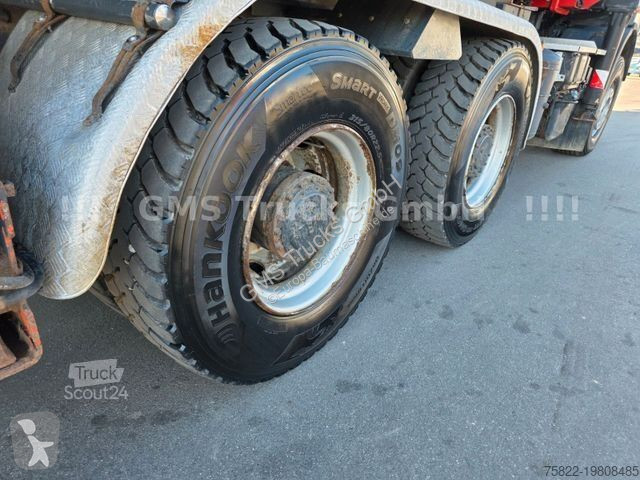 Ledat fordon DAF CF / 6X4 Blatt / 28m Fassi...