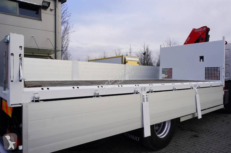 Jeřáb Renault C280 DTI 8 / FASSI crane F135A.22...