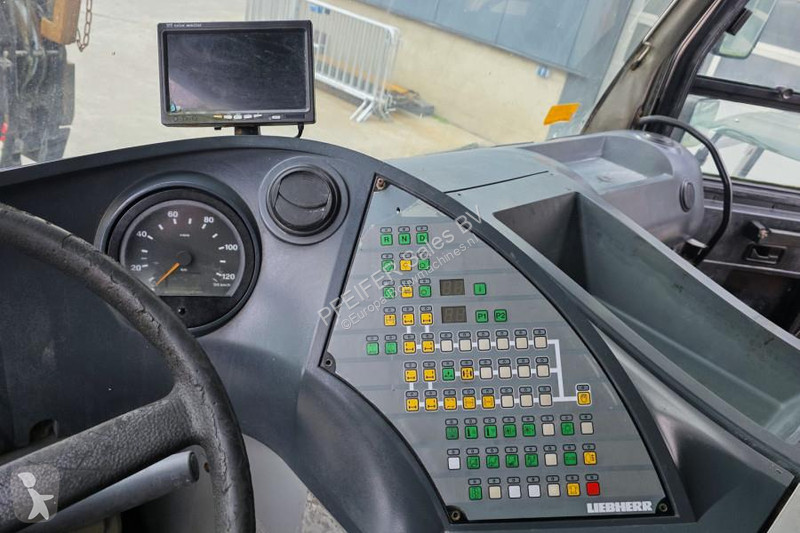 Kran Liebherr 1045-3.1 As-Is, Non working,...