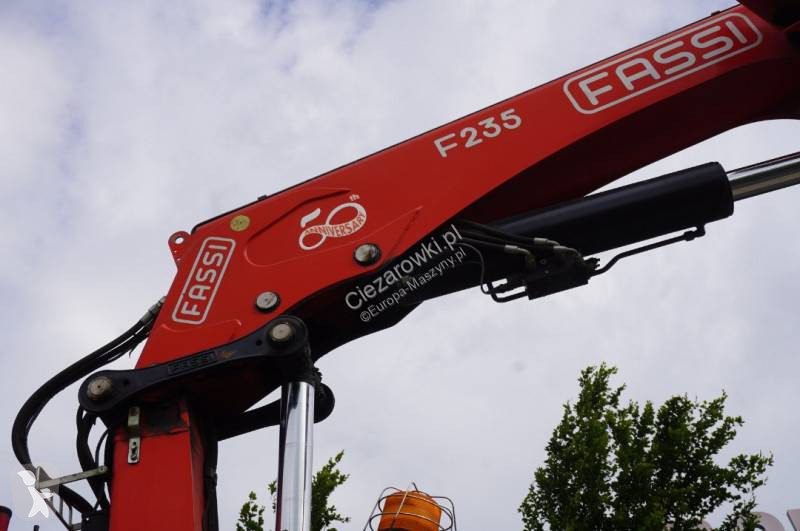 Jeřáb MAN TGS 35.360 E6 8×2 / HDS Fassi...