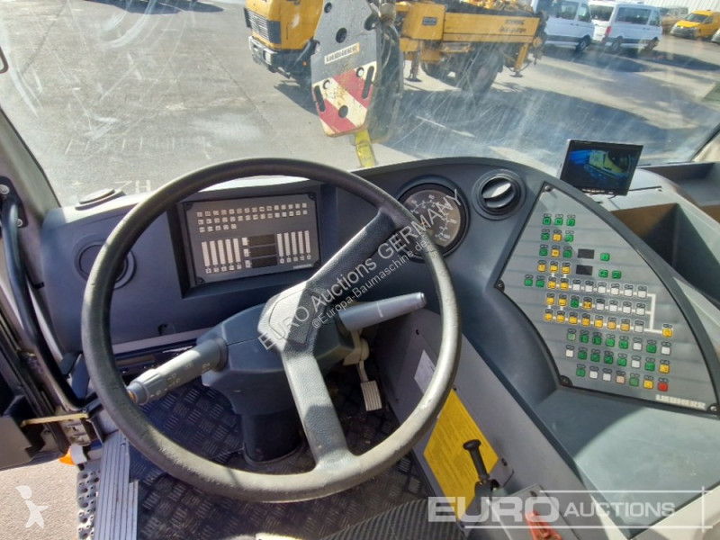 Grue Liebherr LTM1055-3.1