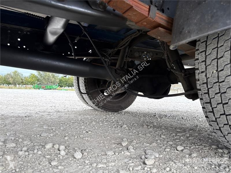 Kran Iveco HC Industrie HC33A3 700 kg on  Iveco...