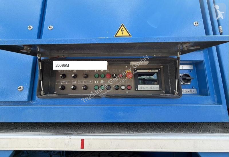 Macara Liebherr MK100
