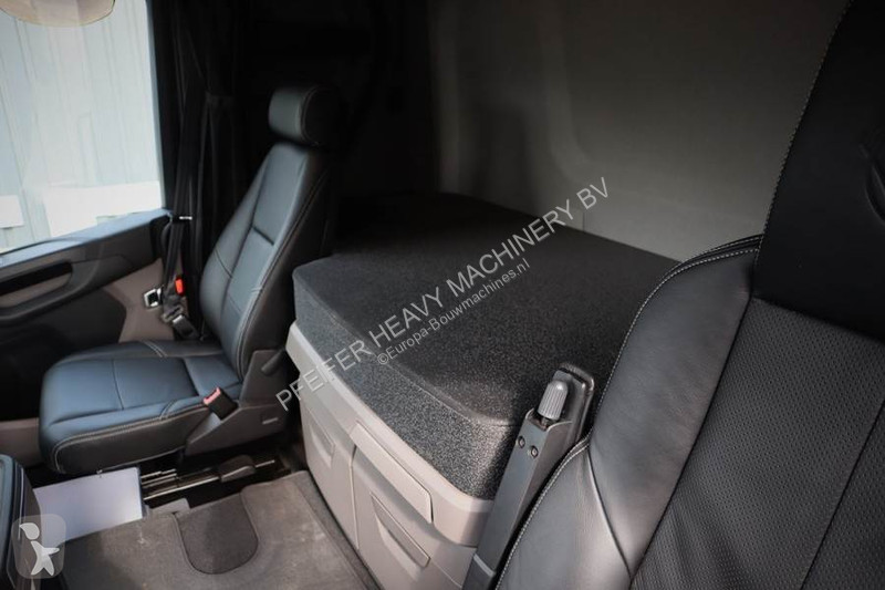Kraan Scania 540 B10x4 With COMACH 150tm Crane...