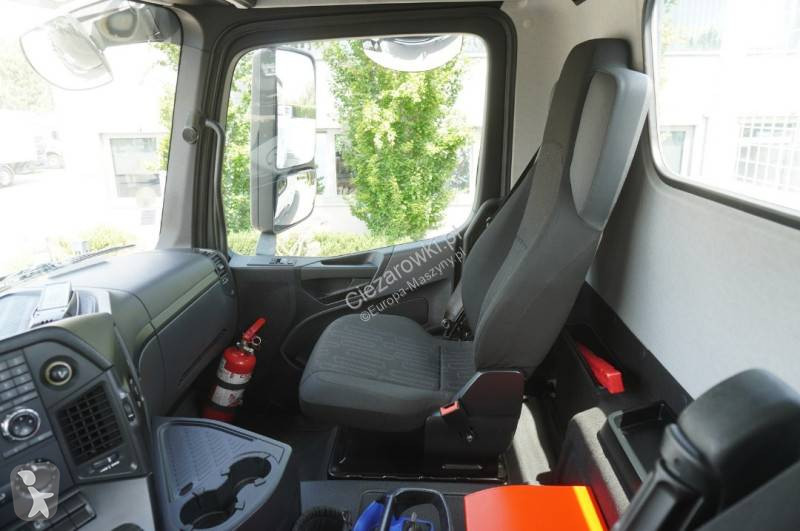 Kran Mista AROCS 2636 Flatbed / HDS FASSI F175...
