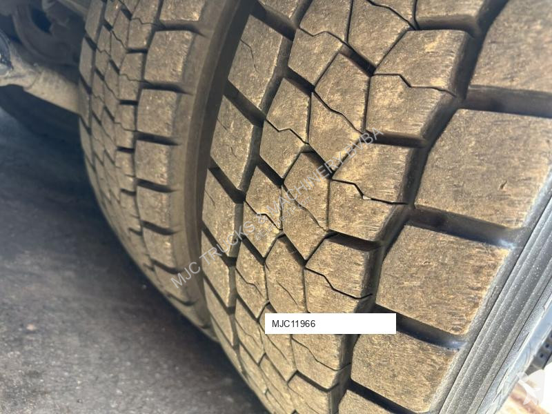 Kamion MAN TGX 35420 8x4-4 TRIDEM + CRANE...