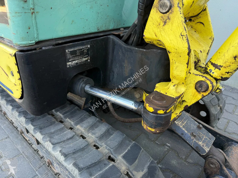 Grua Yanmar