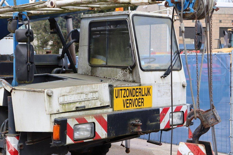 Macara Liebherr 1025
