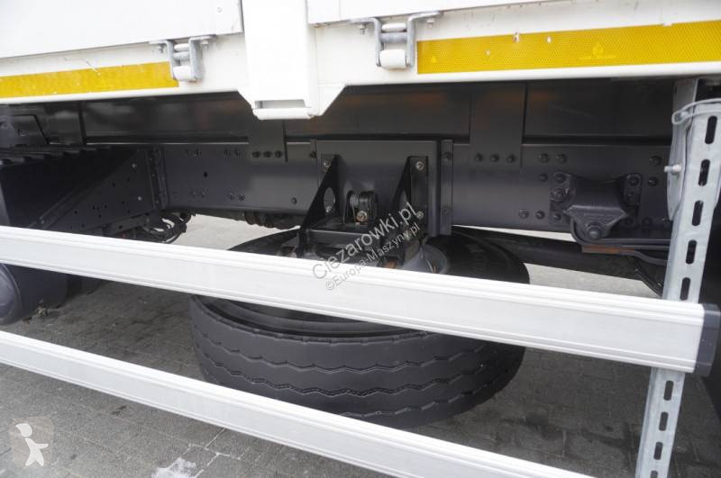 Jeřáb Renault C280 DTI 8 / FASSI crane 5.6 T /...