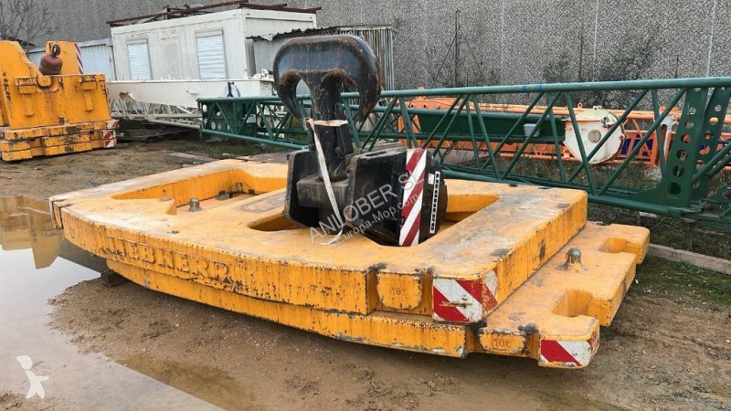 Grue Liebherr LTM 1300 6.2