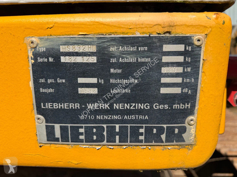 رافعة Liebherr HS8D