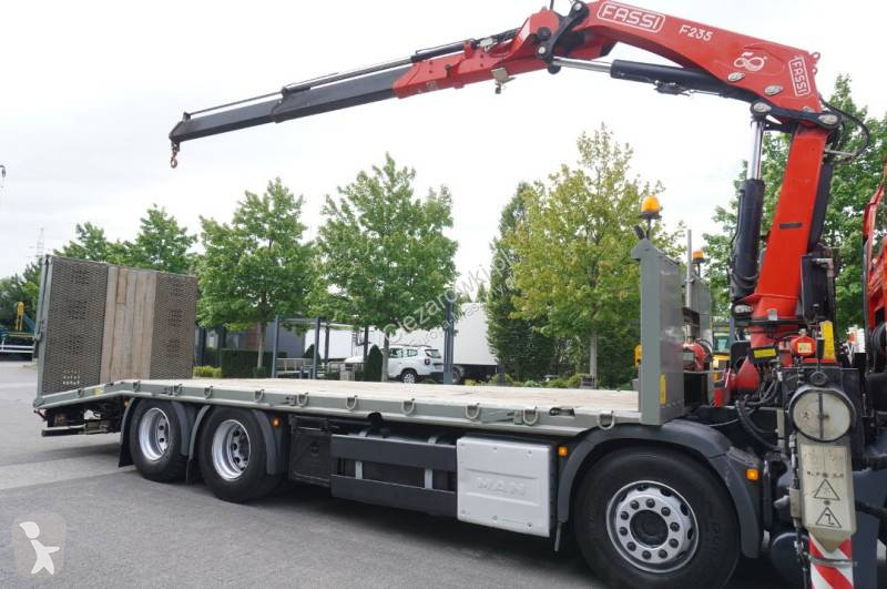 Jeřáb MAN TGS 35.360 E6 8×2 / HDS Fassi...