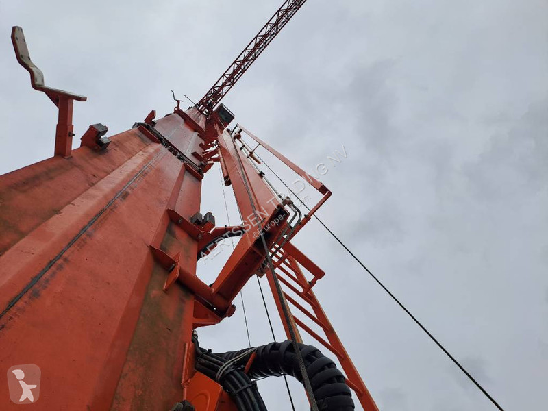 Grue Spierings SK597AT4 E-lift (48m)