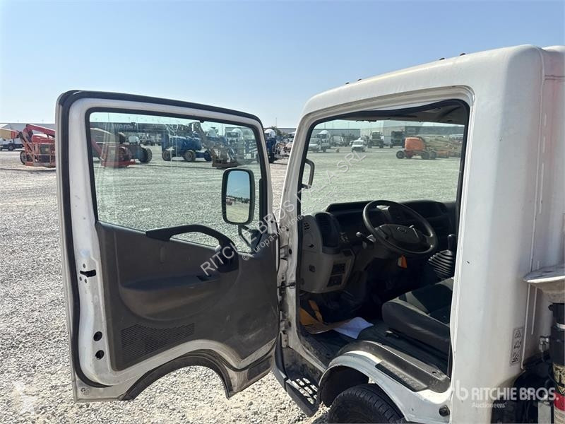 Grua Nissan Fassi F32.A 0.23 Active 1600 kg on...