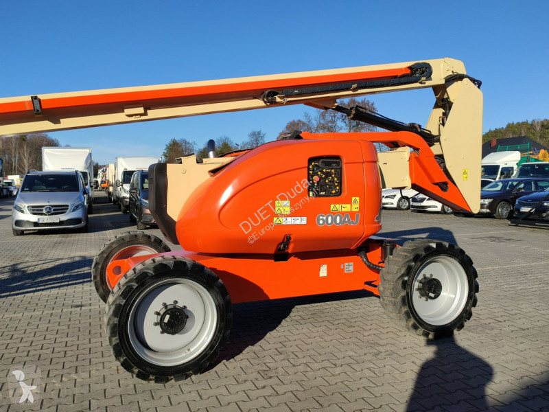 منصة تلسكوبية JLG 4x4 PODNOŚNIK PRZEGUBOWY