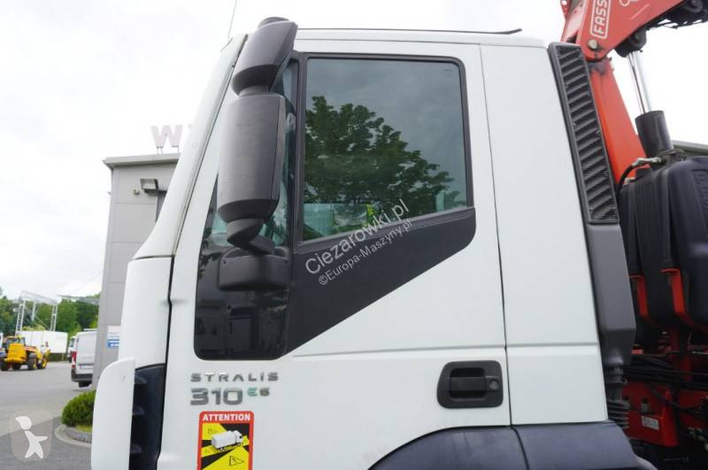 Grúa Iveco STRALIS 19.310 E6 / Flatbed 19 EPAL...