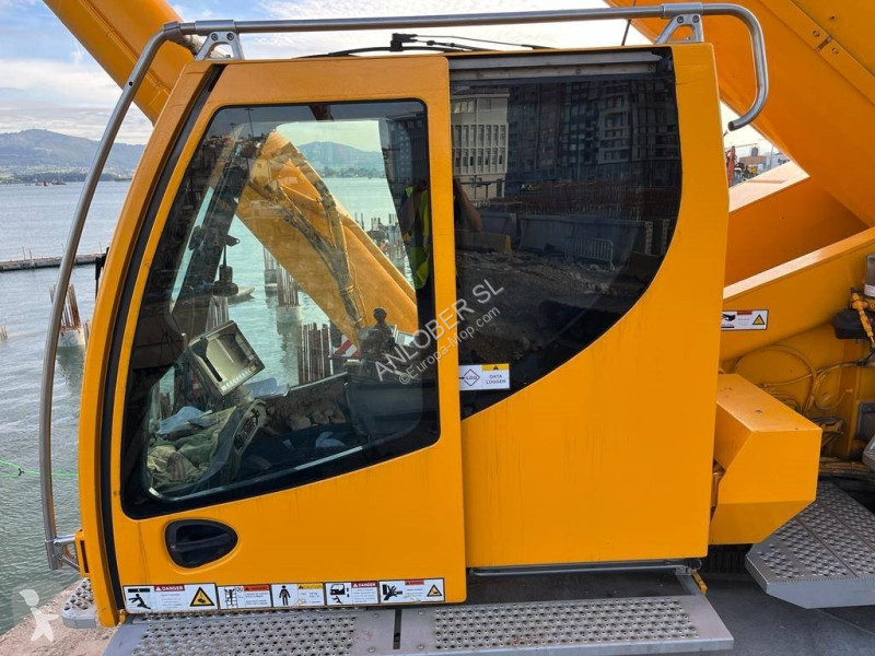 Grue Liebherr LTM 1300 6.2