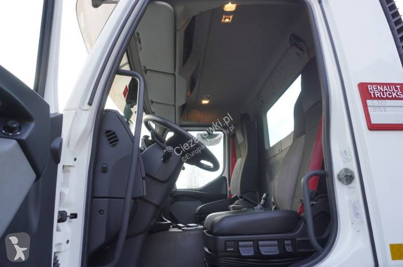 Jeřáb Renault C280 DTI 8 / FASSI crane F135A.22...