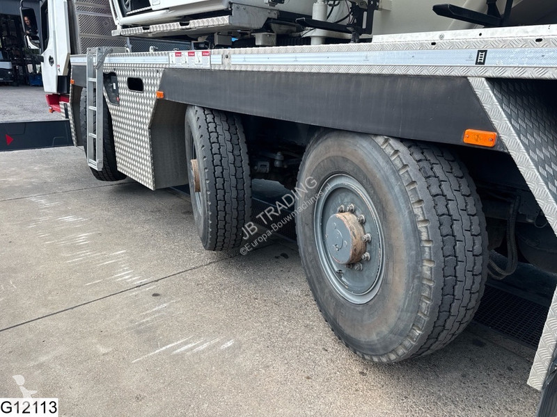 Jeřáb Grove GMK3060L-1 6x6, 60.000 kg, 48 m