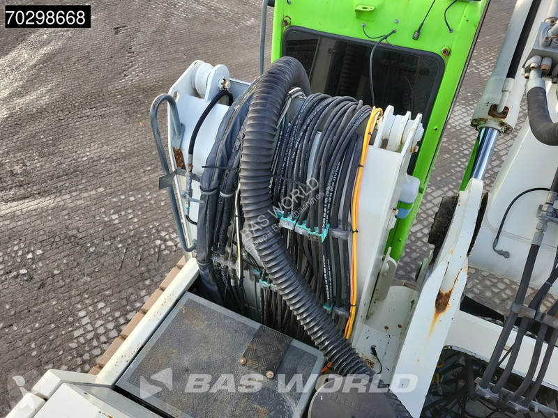 رافعة Liebherr R954 C EW