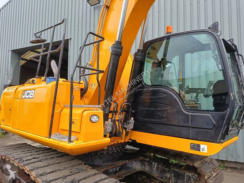 Kran JCB JS160HR tracked waste industry handler...