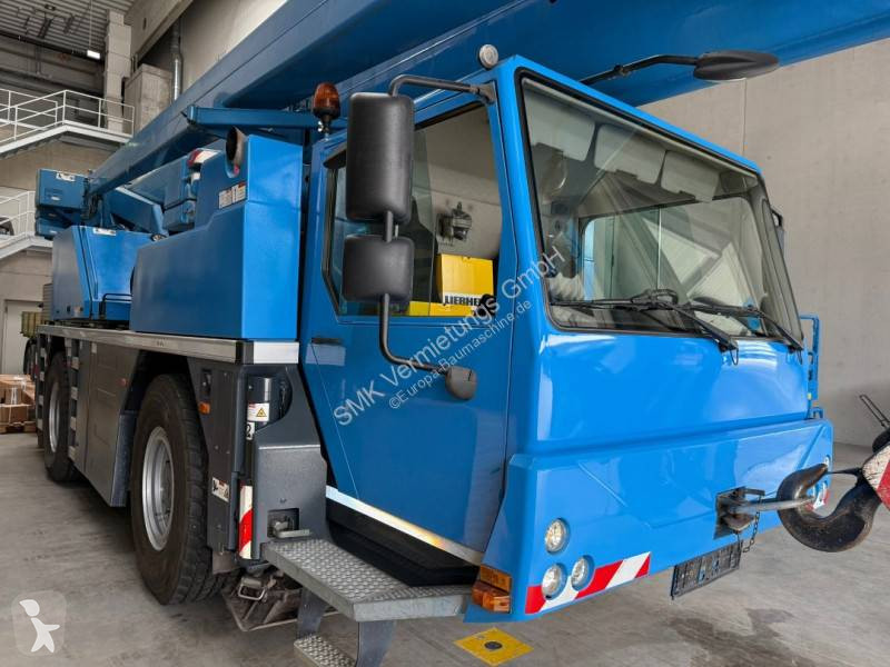 Macara Liebherr LTM 1040-2.1