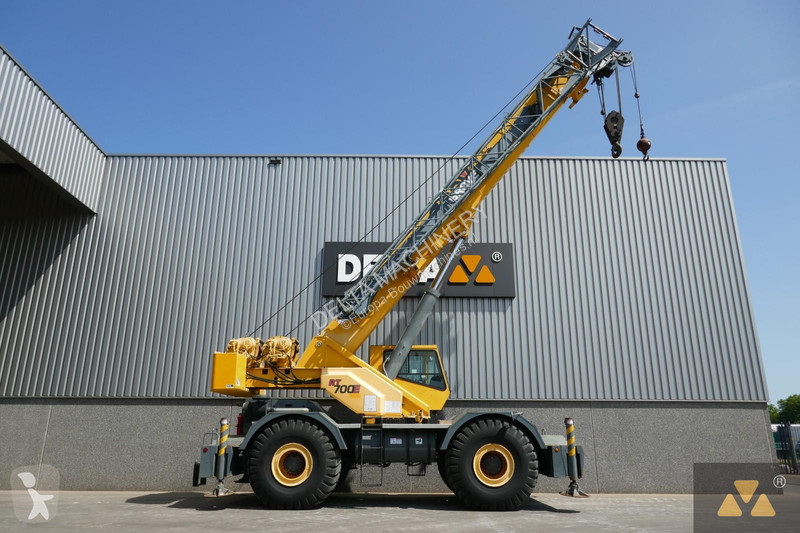 Grua Grove RT700E