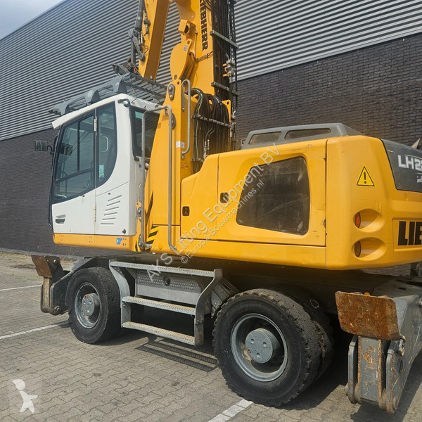 رافعة Liebherr LH22