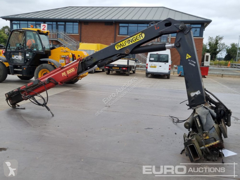 Macara  PE8000