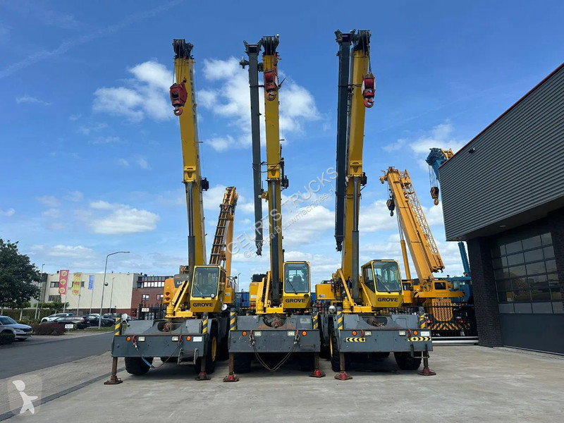 Grua Grove RT 530E ROUGH TERRAIN CRANE