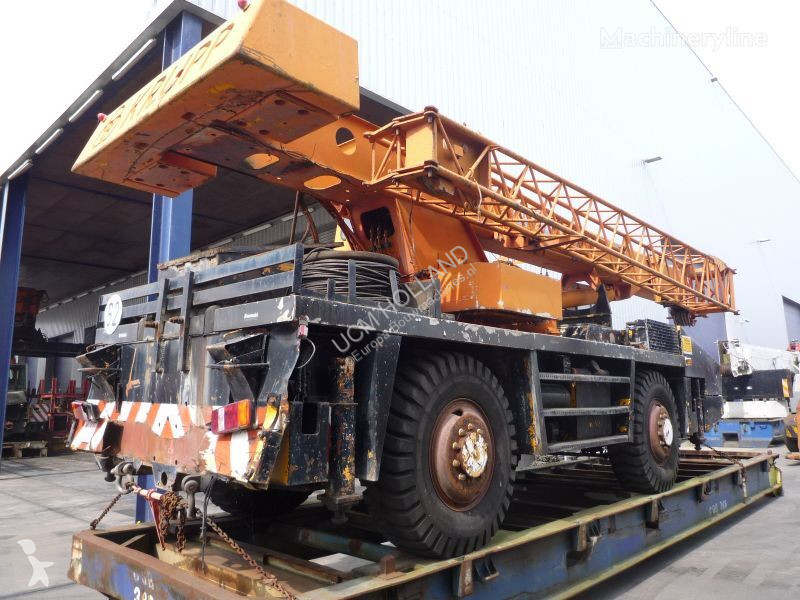 Žeriav Krupp KMK 2025 for parts