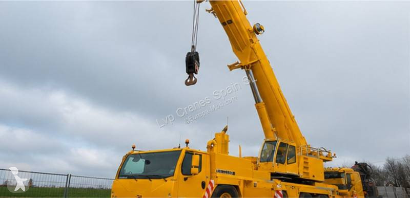 رافعة Liebherr 1200-5.1