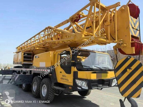 رافعة XCMG YQ130