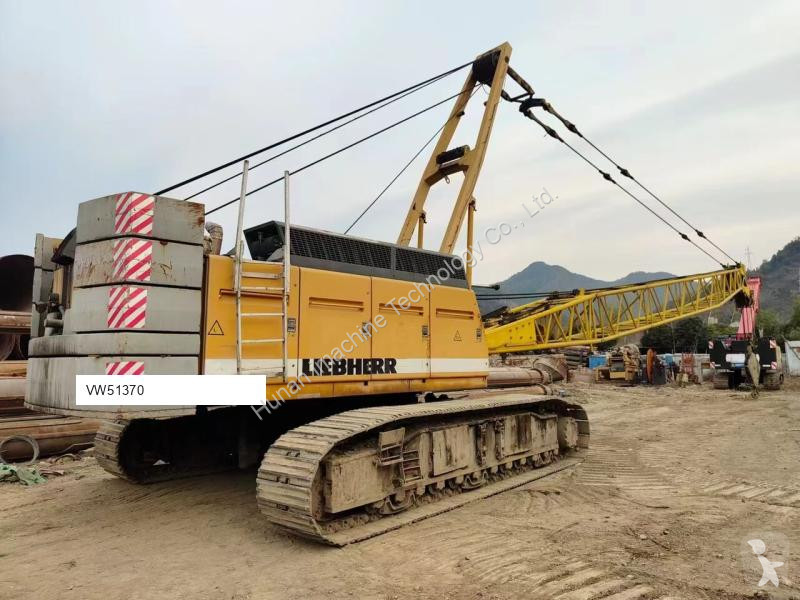 رافعة Liebherr HS855HD