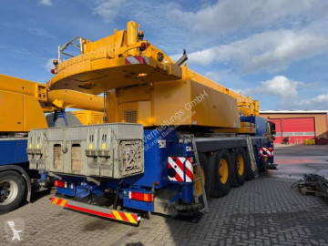 رافعة متحركة Liebherr