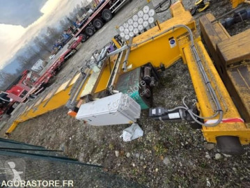 Grue à tour