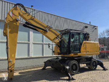 Autojeřáb Caterpillar