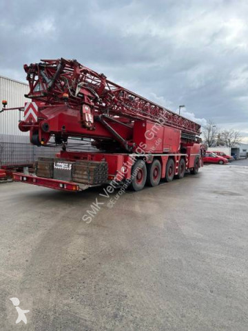 Liebherr mobile crane