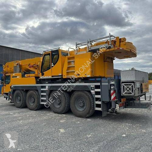 Liebherr 1090 4.1 crane