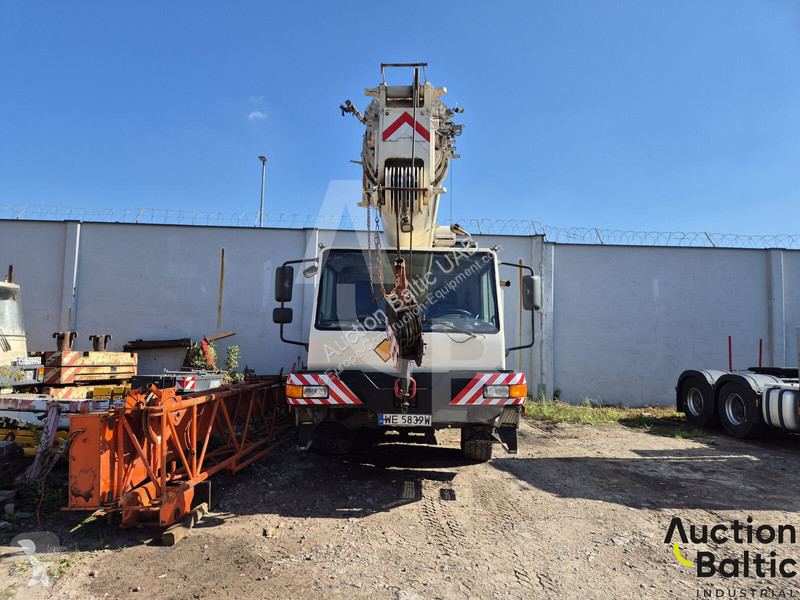 Grue Liebherr 1030-2